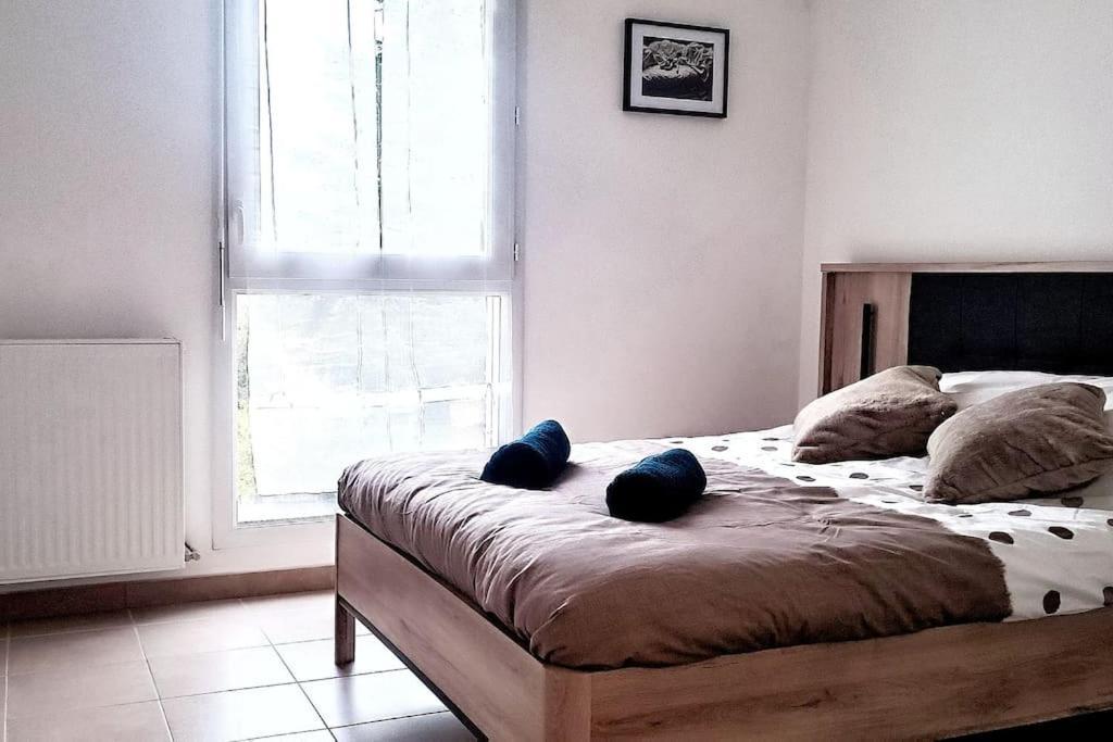 Pour 4 Personnes Entre Paris Et Disneyland. Pontault-Combault Extérieur photo